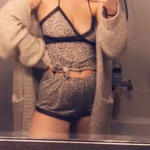 Victoria’s Secret cami set 🌙